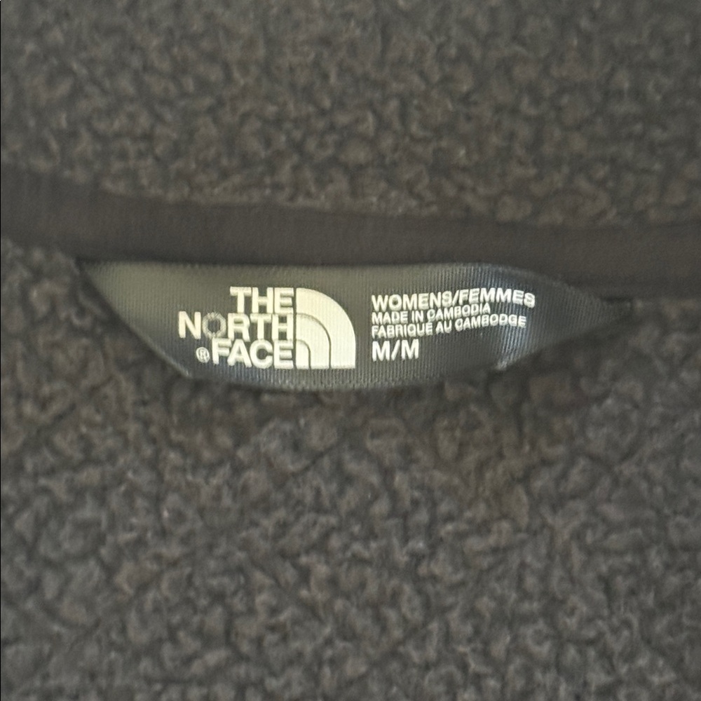 The North Face Women's Black Ski Jacket - Picture 5 of 11